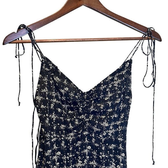(Sold)Intimately Free People Caught Up Floral Black Mini Dress Size Small - Picture 3 of 12